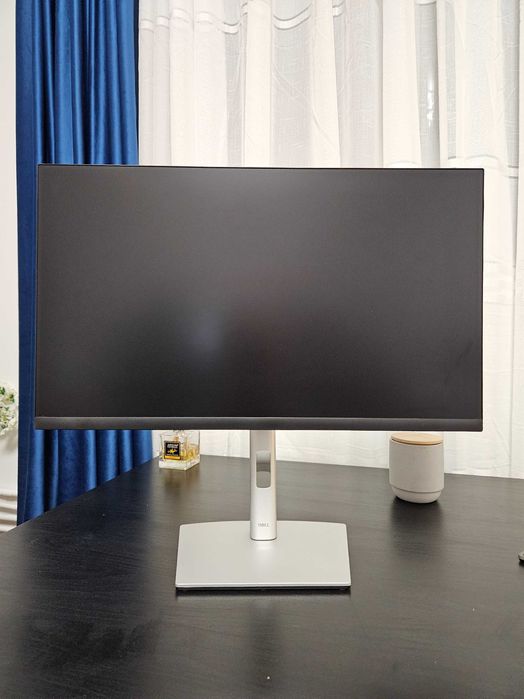 2 x Monitor Dell P2422H 23.8'' (IPS Full HD, 99% sRGB colour gamut)