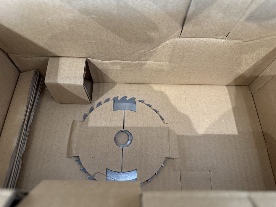 Акумулаторен ръчен циркуляр Bosch