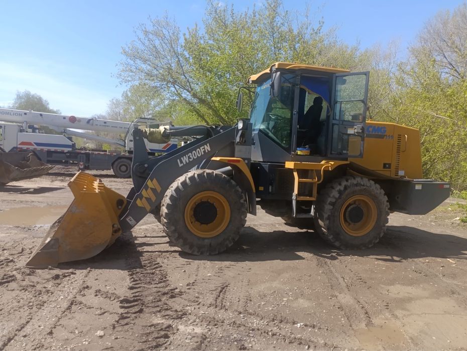 Услуги погрузчика чистка снега