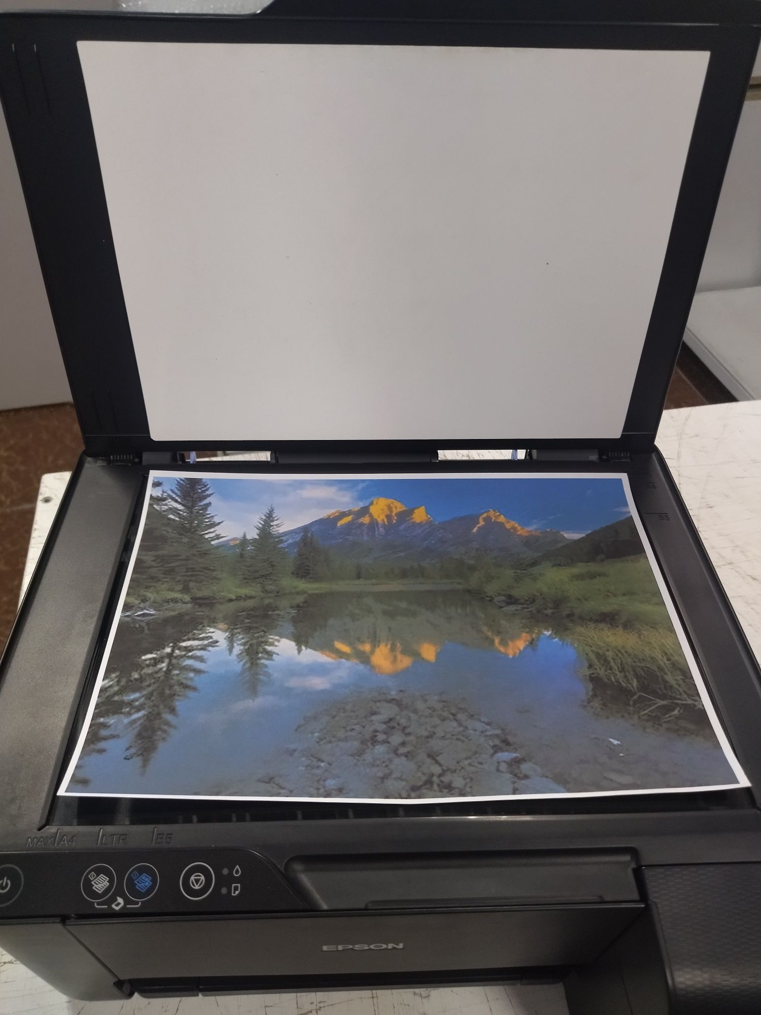 Продам МФУ Epson L3100