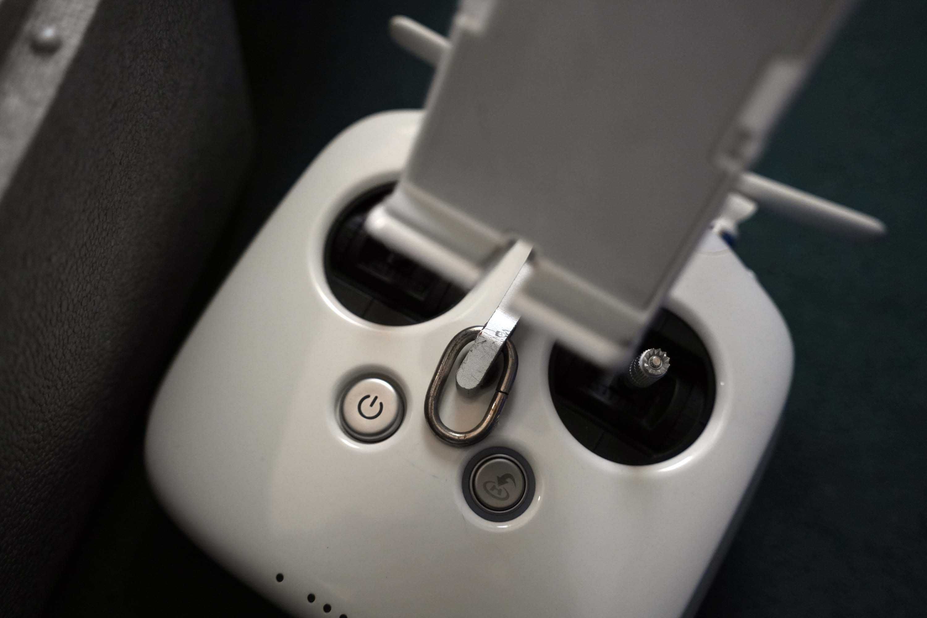 Drona DJI Phantom 4 Pro V2.0 cu 5 baterii, filtre ND, cutie transport