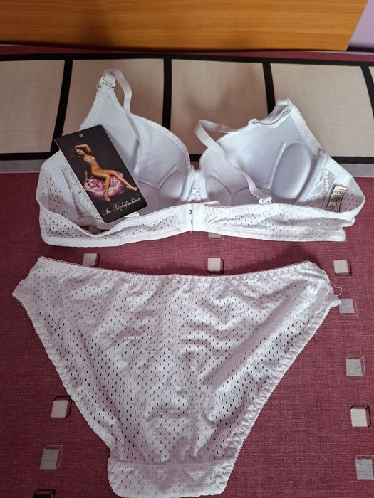 Vând Set Lenjerie Damă Nouă