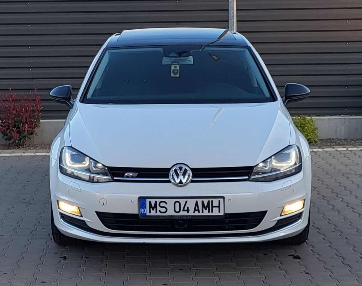 Golf 7, 1.4 TSI 140cp, ALB perlat, dsg, navi, trapa, keyless