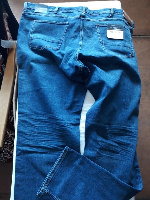 Blugi batal Tommy Hilfiger nr 50/36 originali