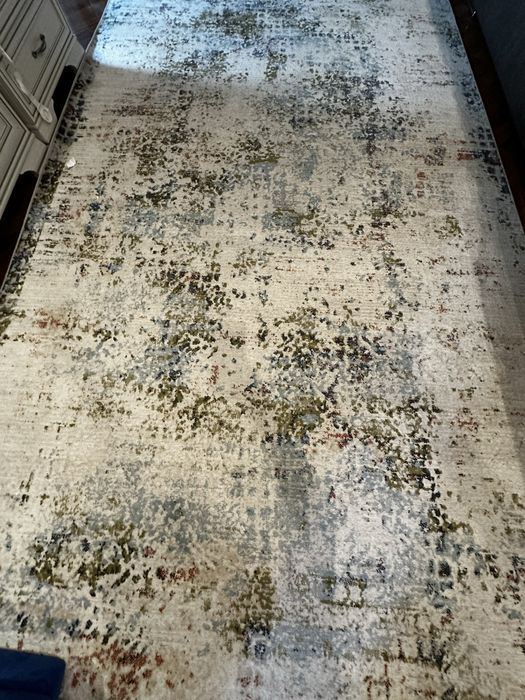 Продам искусственный ковер