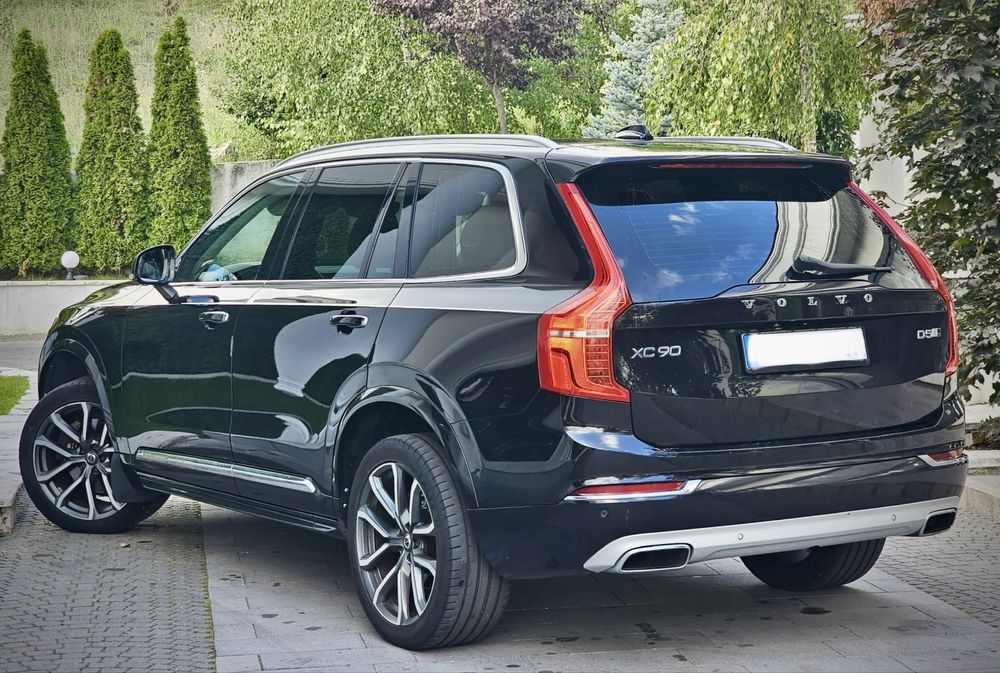Volvo XC90 2.0d D5 4X4 AWD 7 Locuri! Garantie 12 Luni !