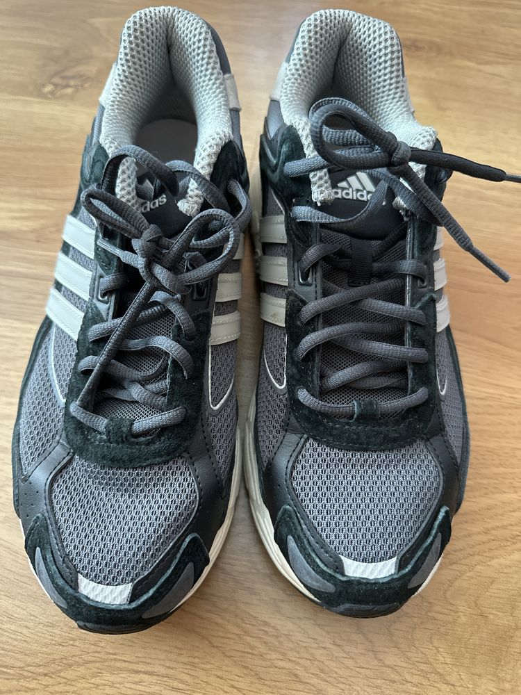 Маратонки adidas pro- moderator