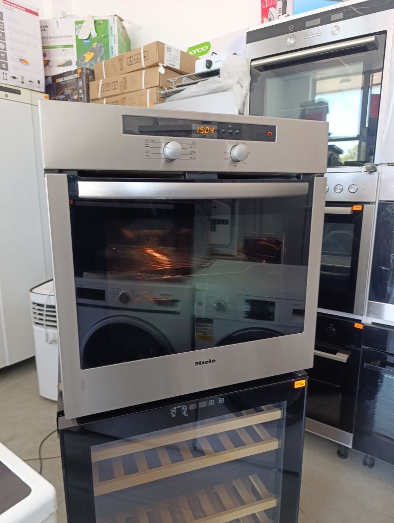 Фурна за вграждане Miele