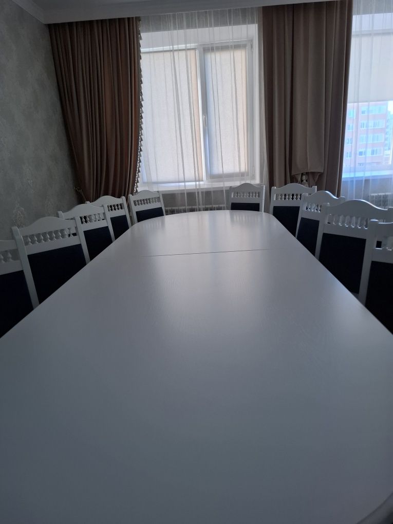 Продам стол со стульями