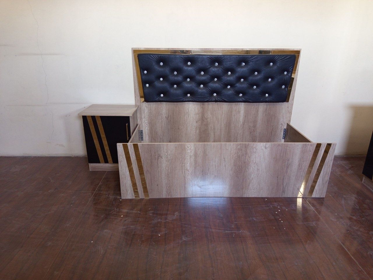 Mebel xaytek birinchi qol mdf dan 100%