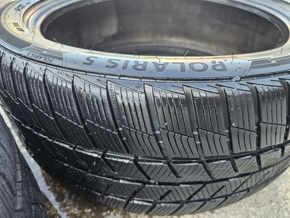 Зимни гуми BARUM245/40/18