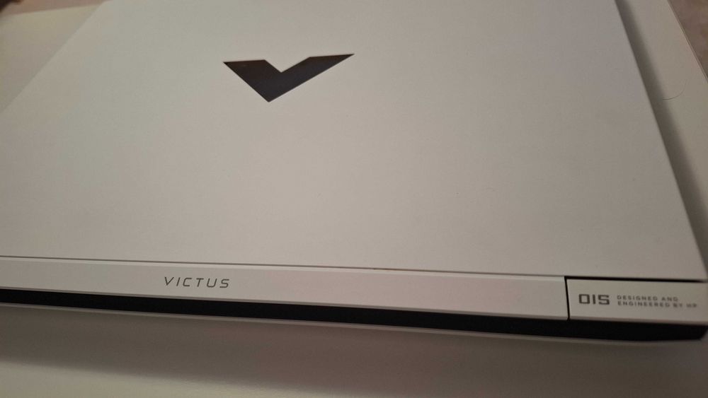 Laptop Gaming HP Victus i7-13620H  32GB RAM  2TB SSD  RTX 4060 8GB Nou