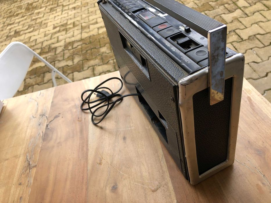 Grundig C6000 за части