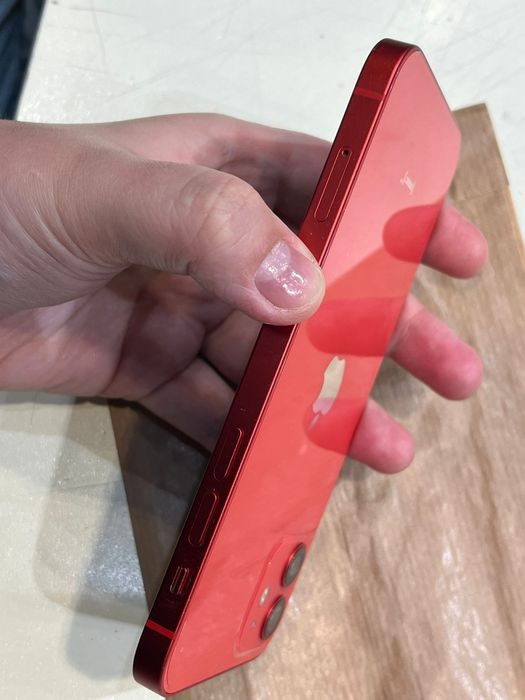 Vând iPhone  12 stare excelenta