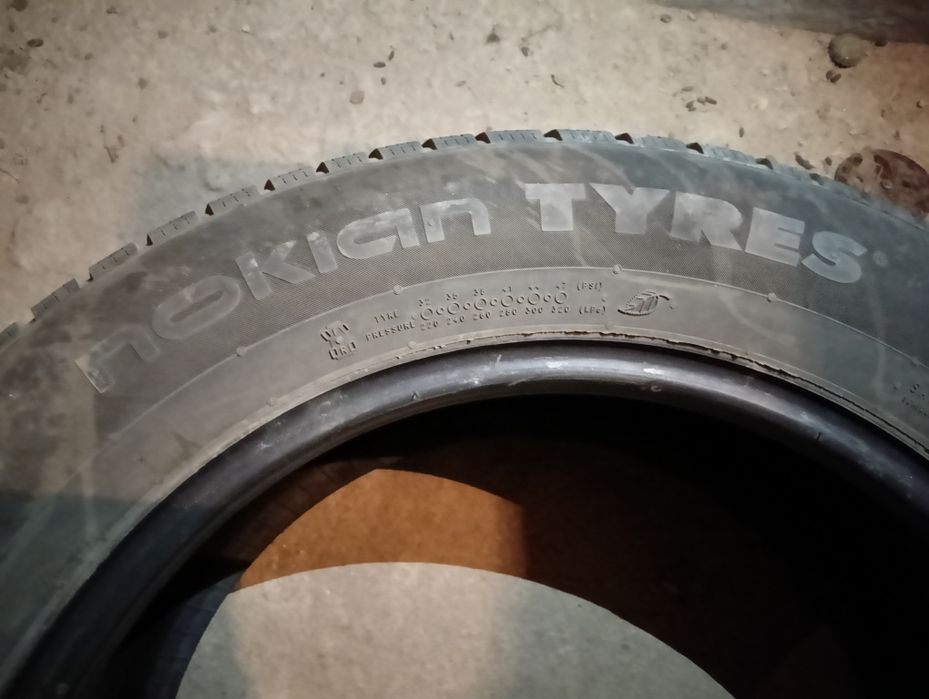 4бр. 235 55 17 Nokian Snowproof