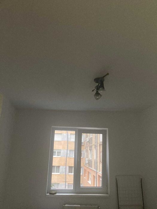 Vand ap. 3 camere, semidec., 51 mp util, boxa, str. Ion Huniade, Lugoj
