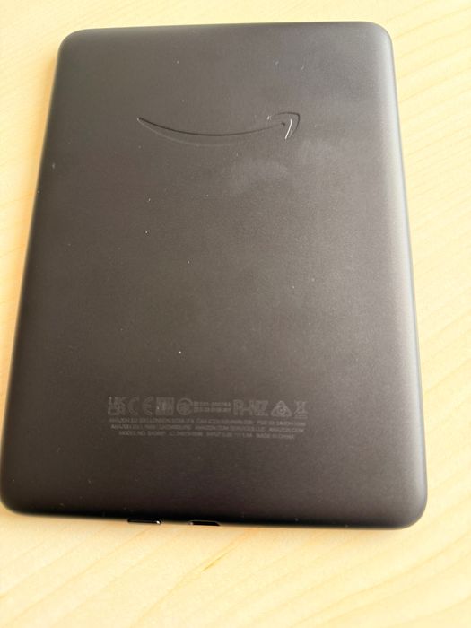 eBook Reader Amazon Kindle Paperwhite Signature Edition, model 2024