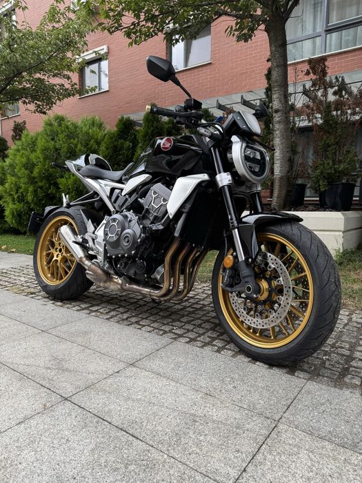 Honda CB1000R 03.2023 5000 km in garantie pana in 2027