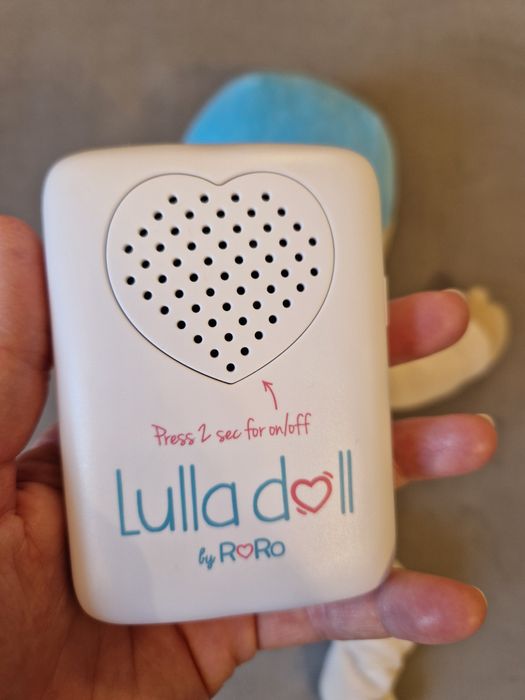 Lulla Doll бебешка кукла за приспиване