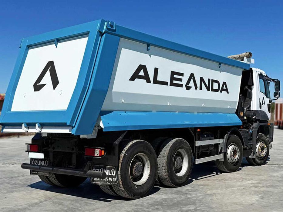 Самосвал Ford 4142D DC