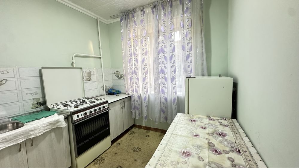 Срочно Поодаётся 2х комнатнаЯ квартира Вокзал парк с удобствами