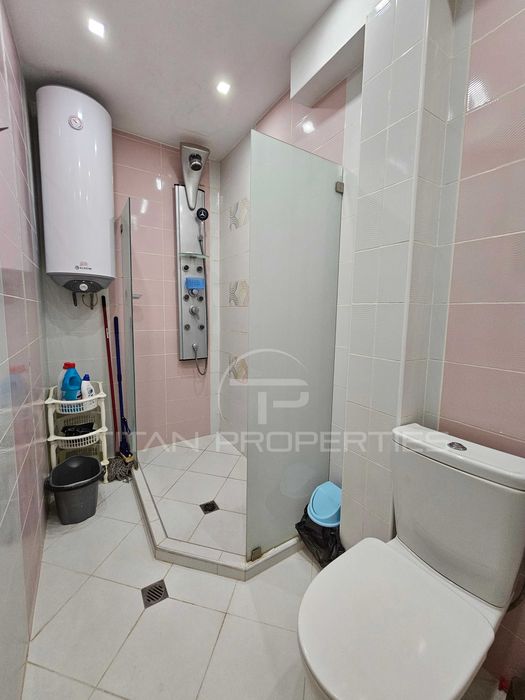 Продава се Тристаен апартамент в Пловдив, Кършияка - 87 кв.м за 2391 €/кв.м - Снимка #8