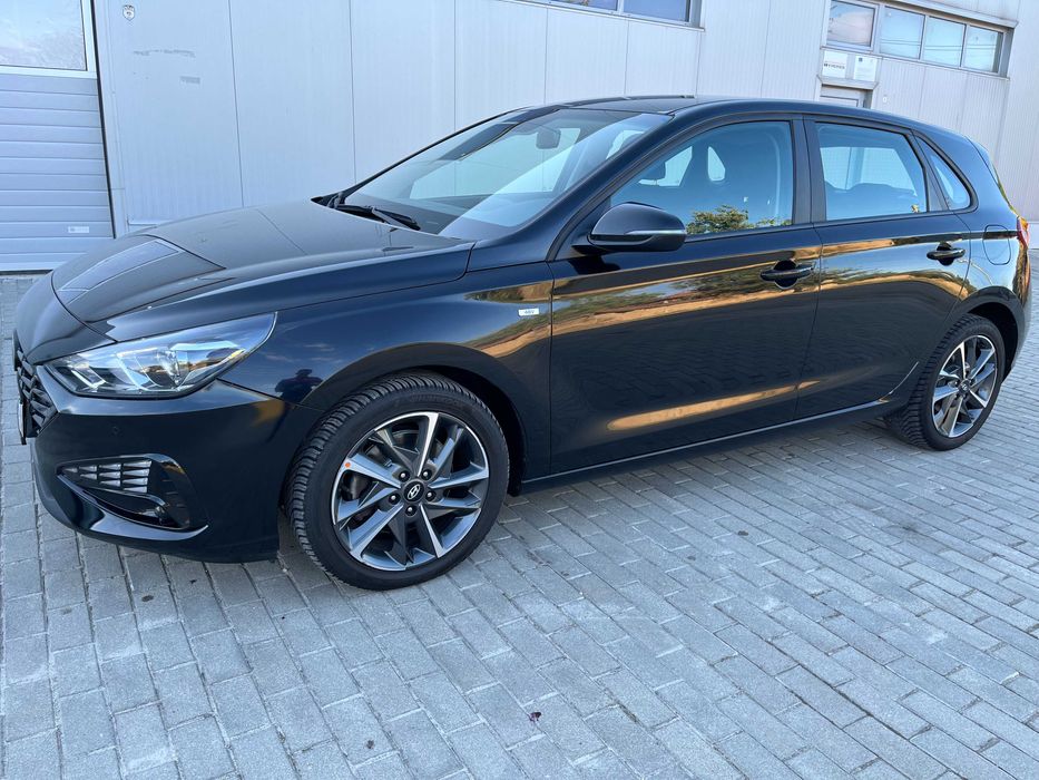 HYUNDAI i30 1. 0TURBO M-HEV 48V 120 к.с.MILD Hybrid,CarPlay,TUV,89990к
