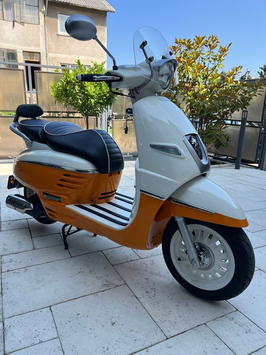 Scuter Peugeot Django
