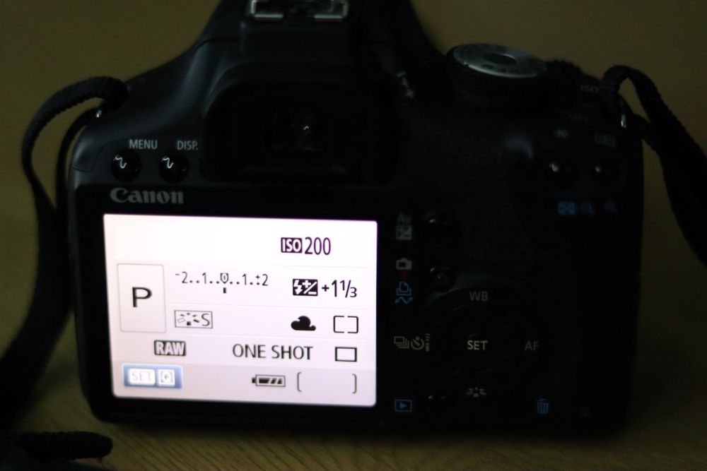 Фотоапарат Canon EOS 500D