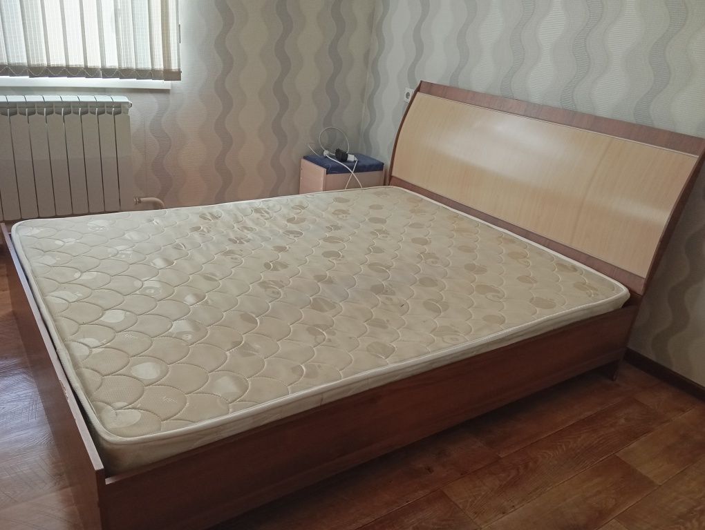 Кровать в отличном состоянии
