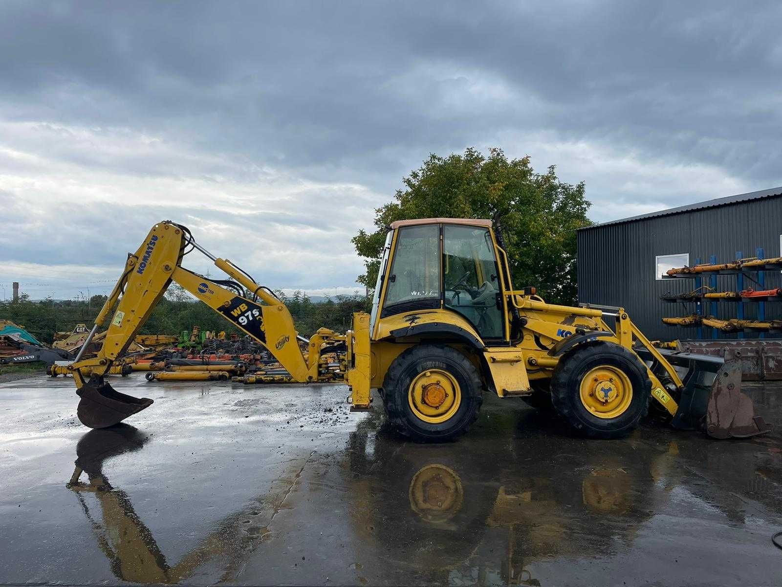 Dezmembrez buldoexcavator Komatsu WB 97 S