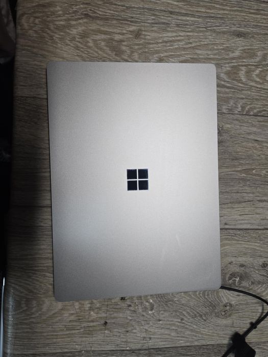 Microsoft Surface Laptop 3 — 13.5" Model 1867