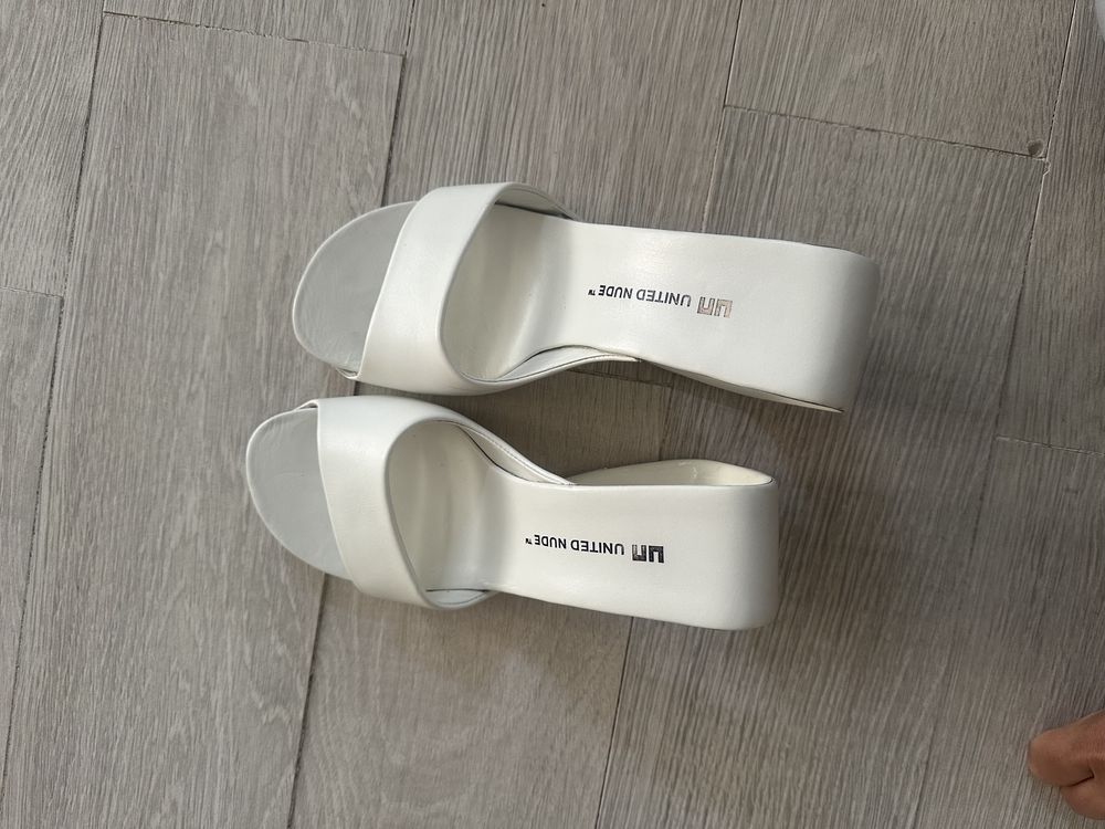 United Nude  saboti foarte frumosi