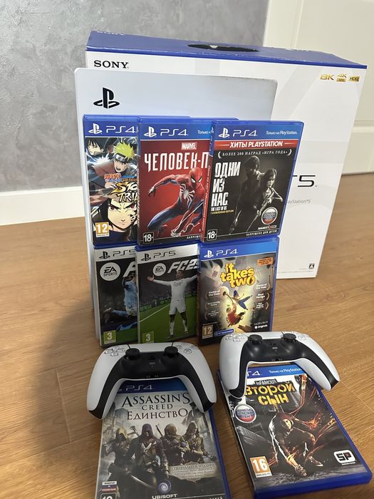 PlayStation 5 + 2 оригинальных геймпада + игры (PS4/PS5)