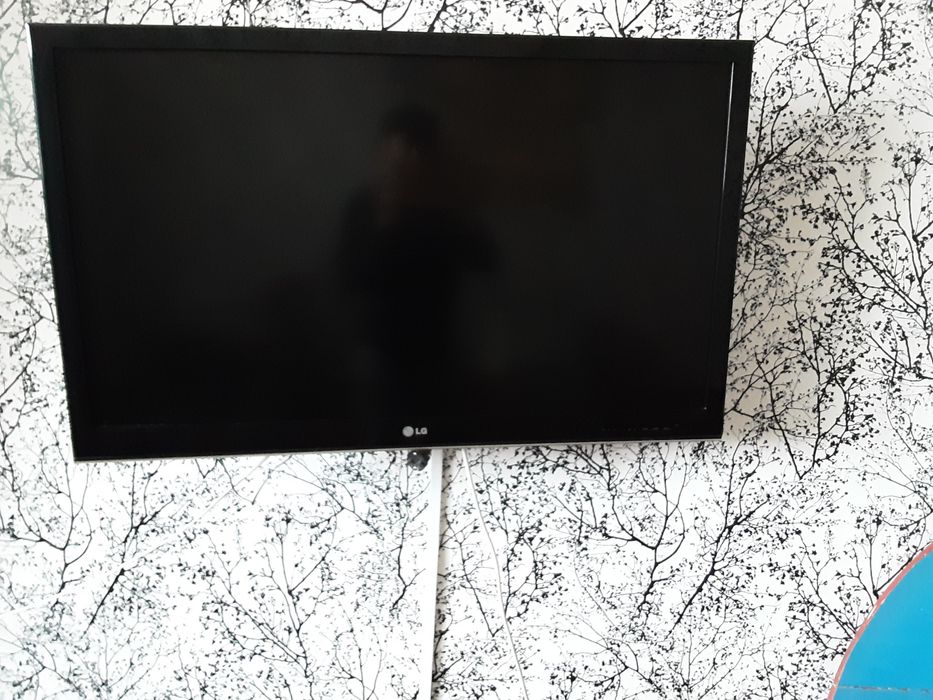 Телевизор Lg Описание LG 42LV3500
42", 1920x1080, LED

ОСНОВНЫЕ ТЕХНИЧ