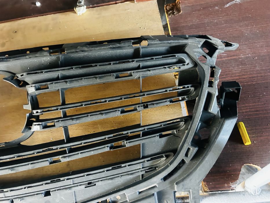 Решетка за Mazda 6