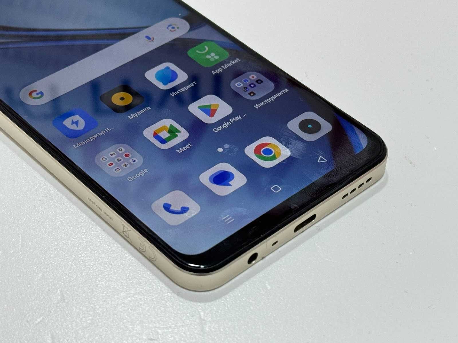 Телефон Realme C61 / 256gb.
