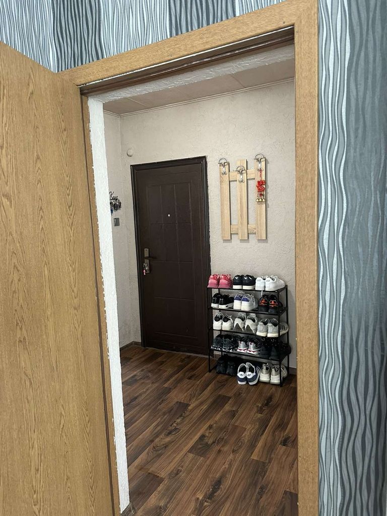 Дава се под наем Етаж от къща в София, НПЗ Изток - 100 кв.м за 255 € - Снимка #9