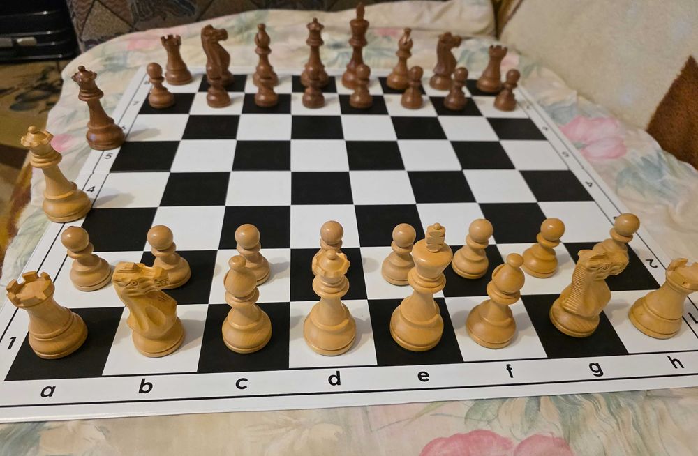 Piese sah lemn American Classic- 34 de piese, noi, nefolosite.