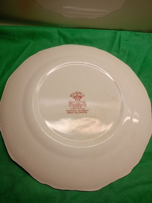 Английски чинии Mason's