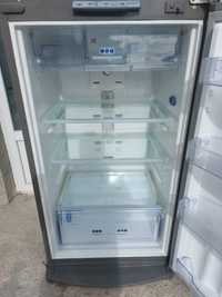 Хладилник с фризер Whirlpool
Цена:290лв
Клас: А+
NO FROST
Външни забел