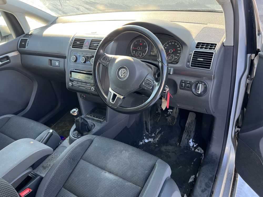 VW Touran 1,6TDI 105к.с 2012г НА ЧАСТИ