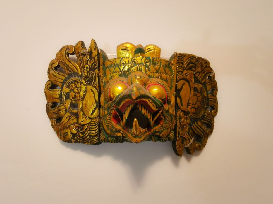 Антична балийска дървена маска на дракон