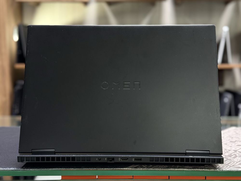 Hp Omen 16 i9-13900HX RTX-4060 8GB 16/1TB