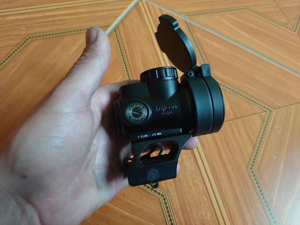 Red Dot  Trijicon MRO, NOU