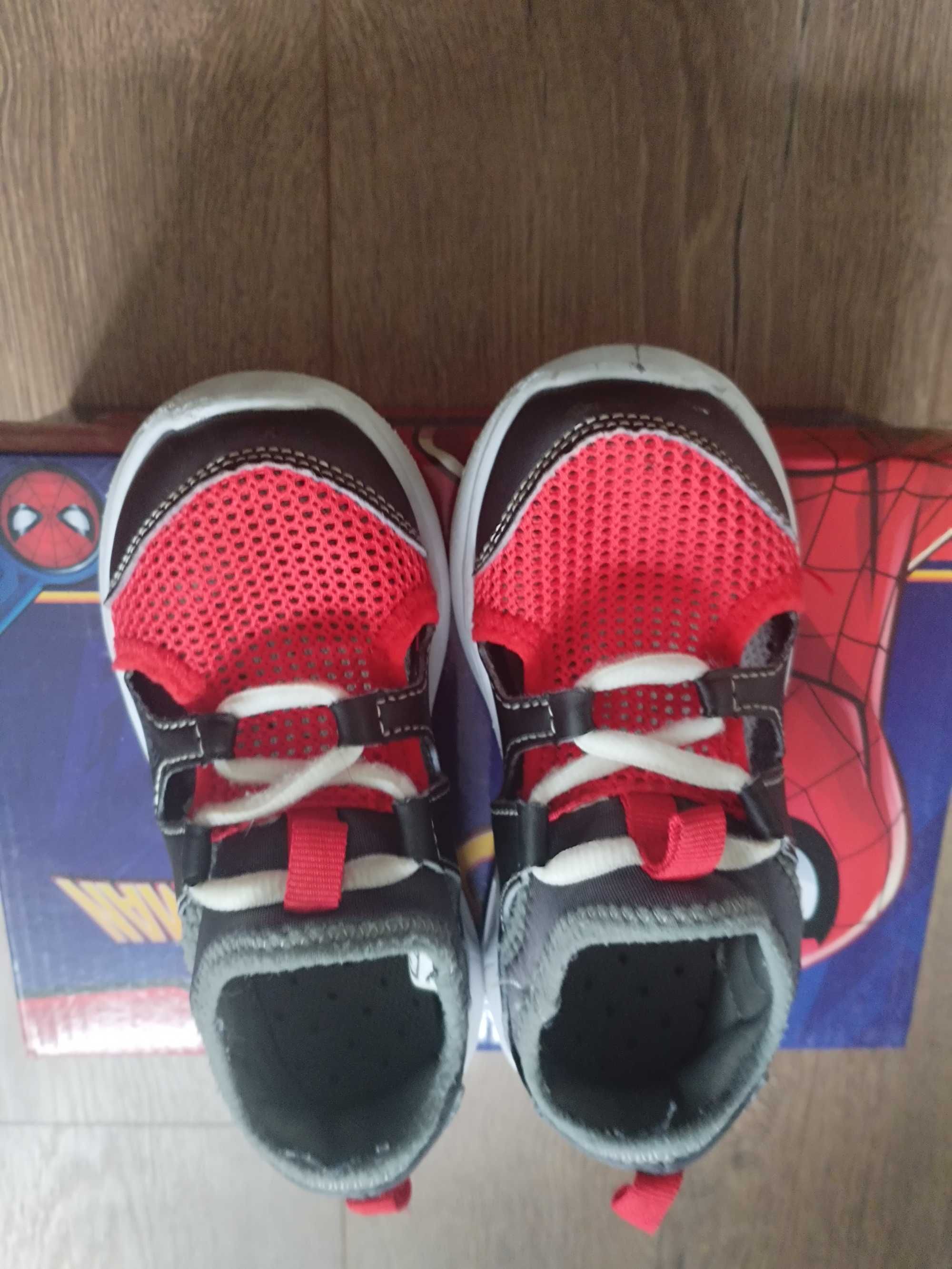 Детски летни обувки Adidas и Cerda