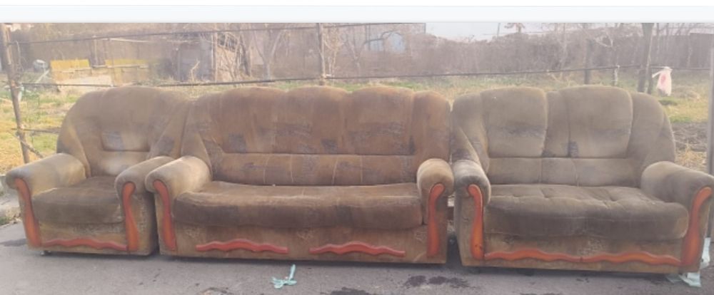 Мягкая мебель б/у. Диван, сова, кресло.