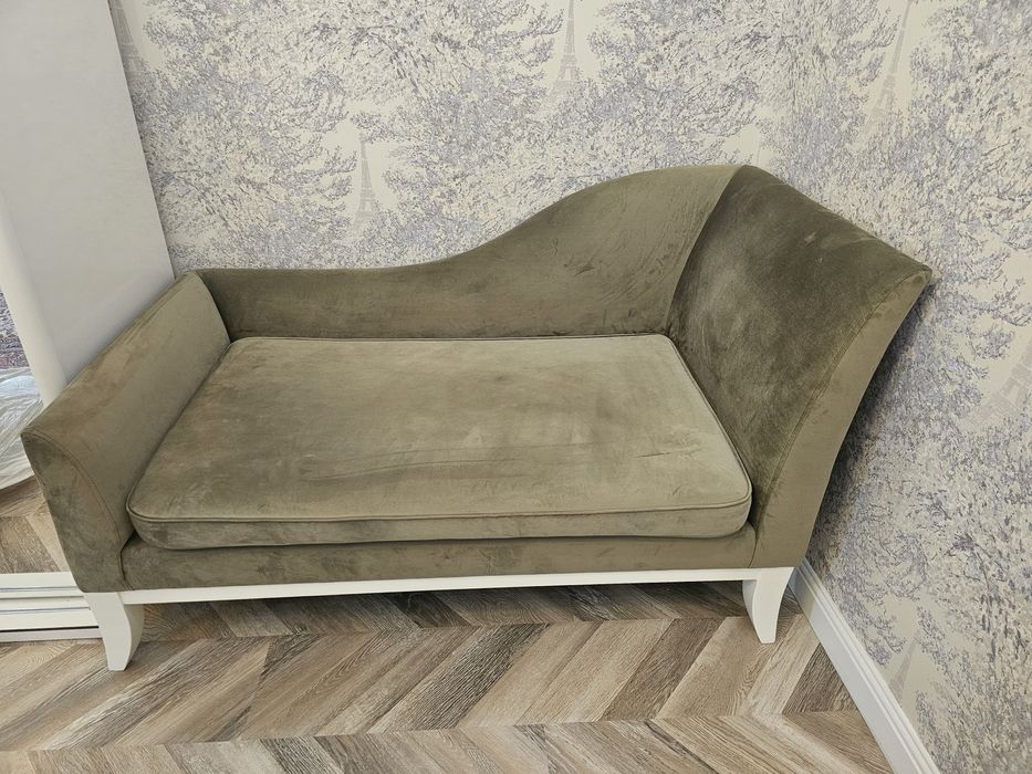 Диван/мягкая мебель