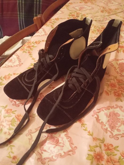 Продам новые борцовки кожаные