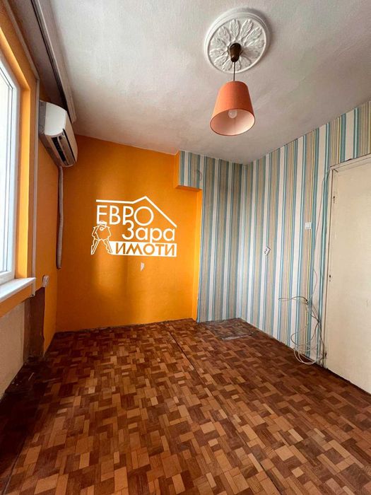 Масивен четиристаен апартамент в СУПЕР ЦЕНТЪР